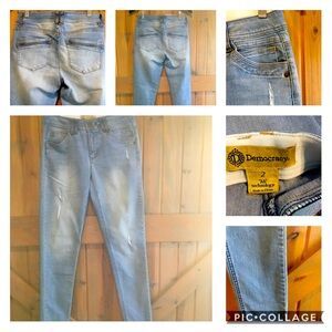 Democracy “ab” Solution Medium Wash Jeans. Size: 2